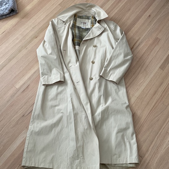 Nuage Trench Coat - Picture 8 of 10